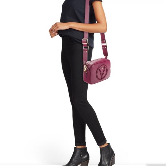 Valentino red camera bag, like new. - Picture 2 of 4